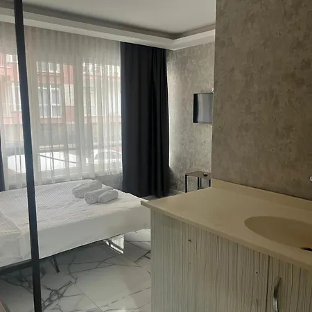 Cankaya Kizilay Elit Oeztuerk Ankara