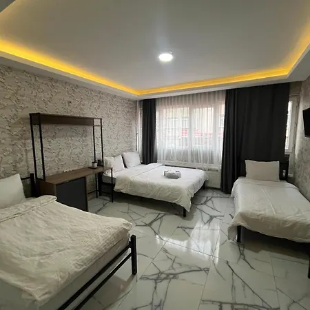 Cankaya Kizilay Elit Oeztuerk 3*